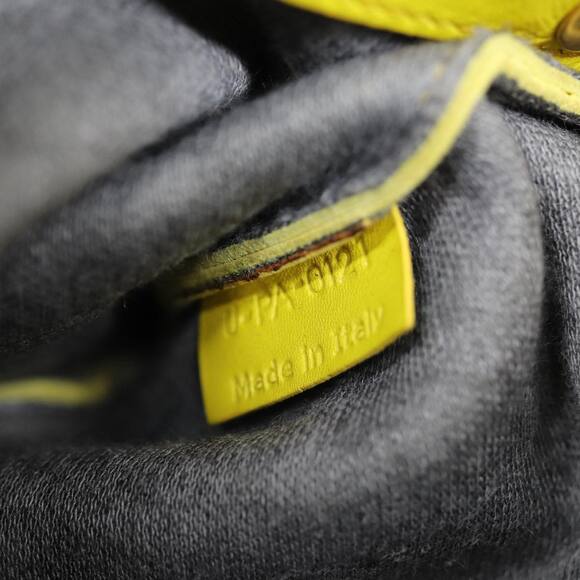 CELINE Trio Large Shoulder Bag Leather Yellow Gold - Picture 12 of 16